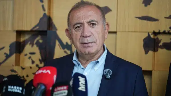 CHP’den ihraç edilen kayyum Gürsel Tekin’den ilk açıklama – Son Dakika Siyaset Haberleri