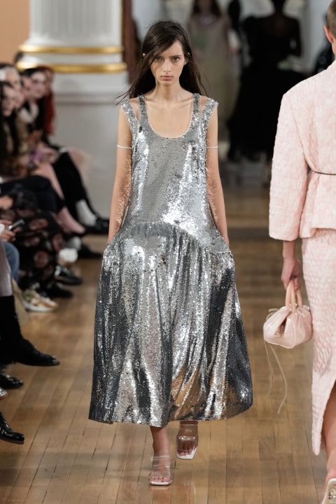 Londra Moda Haftası: Simone Rocha İlkbahar/Yaz 2026