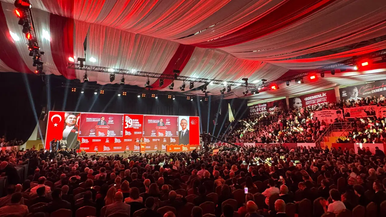 Mahkeme ‘durdurulsun’ demişti: CHP Olağan İstanbul İl Kongresi yapılıyor – Son Dakika Siyaset Haberleri