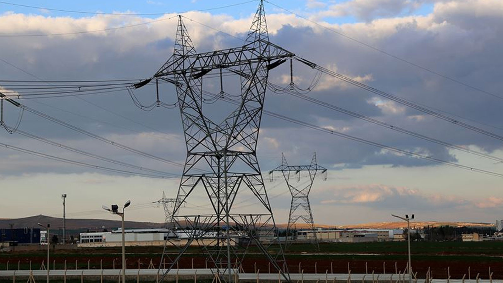 Elektrik santrallerine 1,1 milyar liralık kapasite desteği aktarılacak