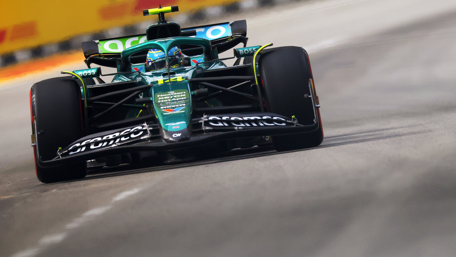 Formula 1’de 1. antrenman sonuçlandı! Singapur’da Alonso lider, Leclerc ve Verstappen’se…