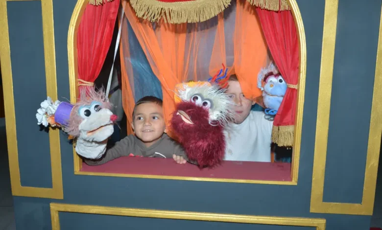 Bursa Karagöz Kukla ve Gölge Oyunları Festivali başladı Bursa Karagöz Kukla ve Gölge Oyunları Festivali başladı