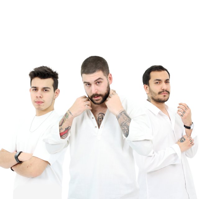 Milat, Yeni Single’ı ‘Aynen Öyle’ ile Müzikseverlerle Milat, Yeni Single’ı ‘Aynen Öyle’ ile Müzikseverlerle