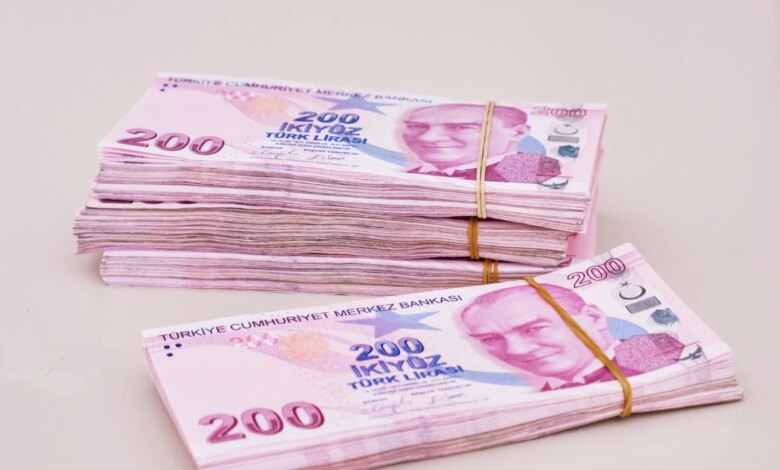 Ticaret Bakanı Bolat: Esnafa faiz indirimi müjdesi